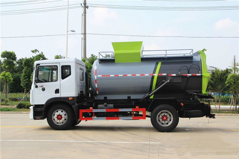 東風(fēng)8.5方餐廚垃圾車(圓罐)