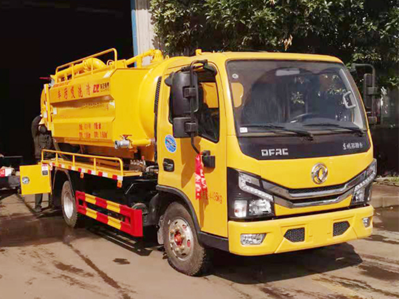 東風6立方清洗吸污車