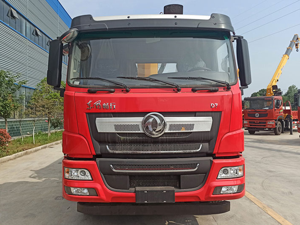 國六東風(fēng)暢行D7前四后八12噸隨車吊